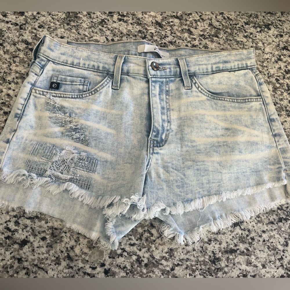 size 29 Kirra